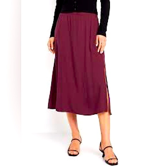 Old Navy Dresses & Skirts - NWT! Old Navy (2X) Wine Burgundy Elastic Waist Midi Skirt: Smocked Elastic Waist